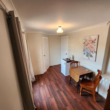 Roseneath Cottage Northam Esterno foto