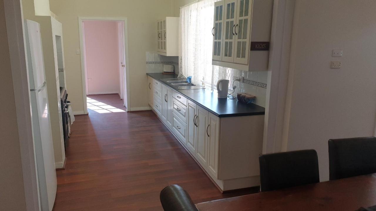Roseneath Cottage Northam Esterno foto